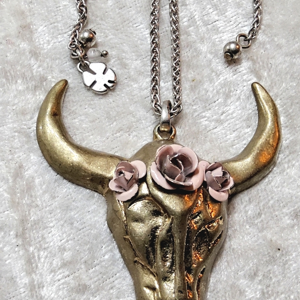 Custom Lucky Brand Lariat Necklace with Pink Flowered Horned Bull Skull Pendant